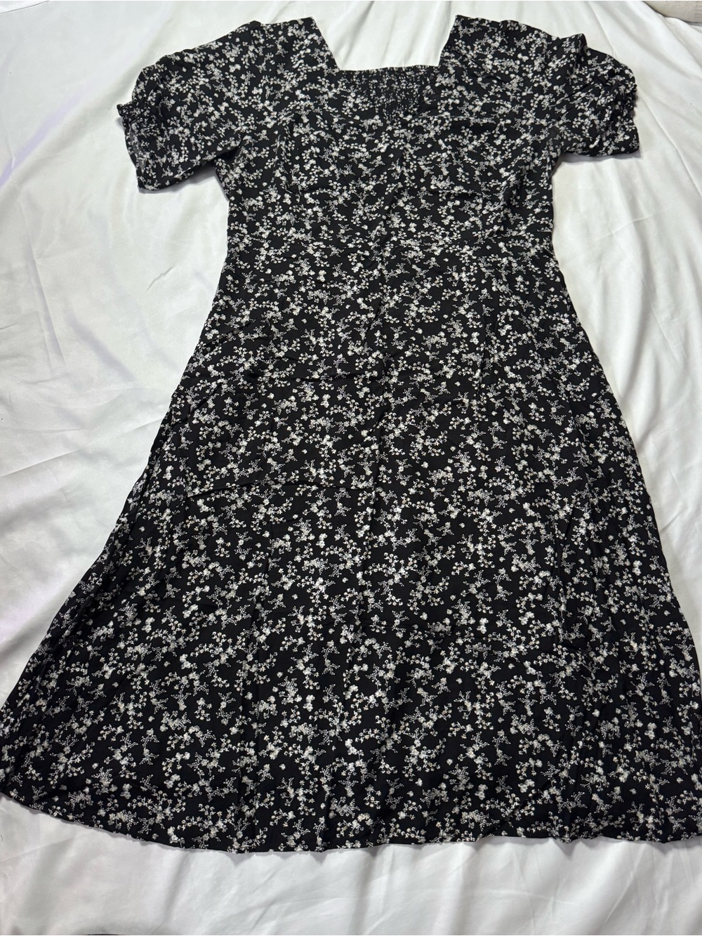 Old Navy Black Floral V-Neck Midi Dress
